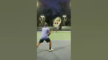 Playing With The WORLD’S BIGGEST TENNIS RACKET!