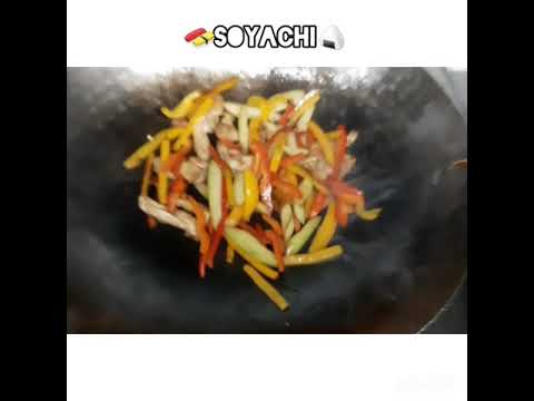 فيديو: كيف تطبخ الدجاج في المنزل بصلصة الترياكي كما هو الحال في مطعم ياباني