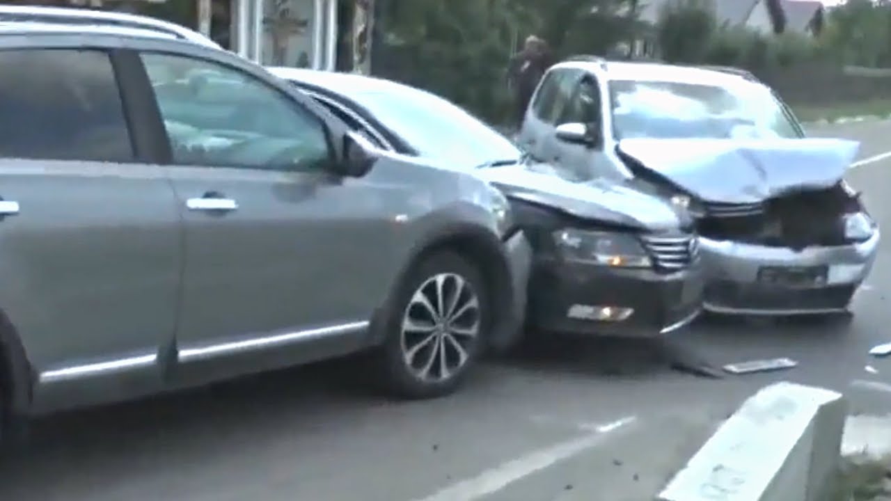 IDIOTS IN CARS 38 | CAR CRASH ROAD RAGE BAD DRIVERS 2022