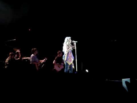 Carrie Underwood - So Small - CA Mid-State Fair 2009