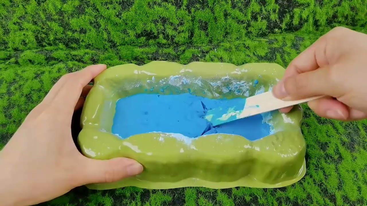 Big Bang Science ~ Dino in oobleck LAB