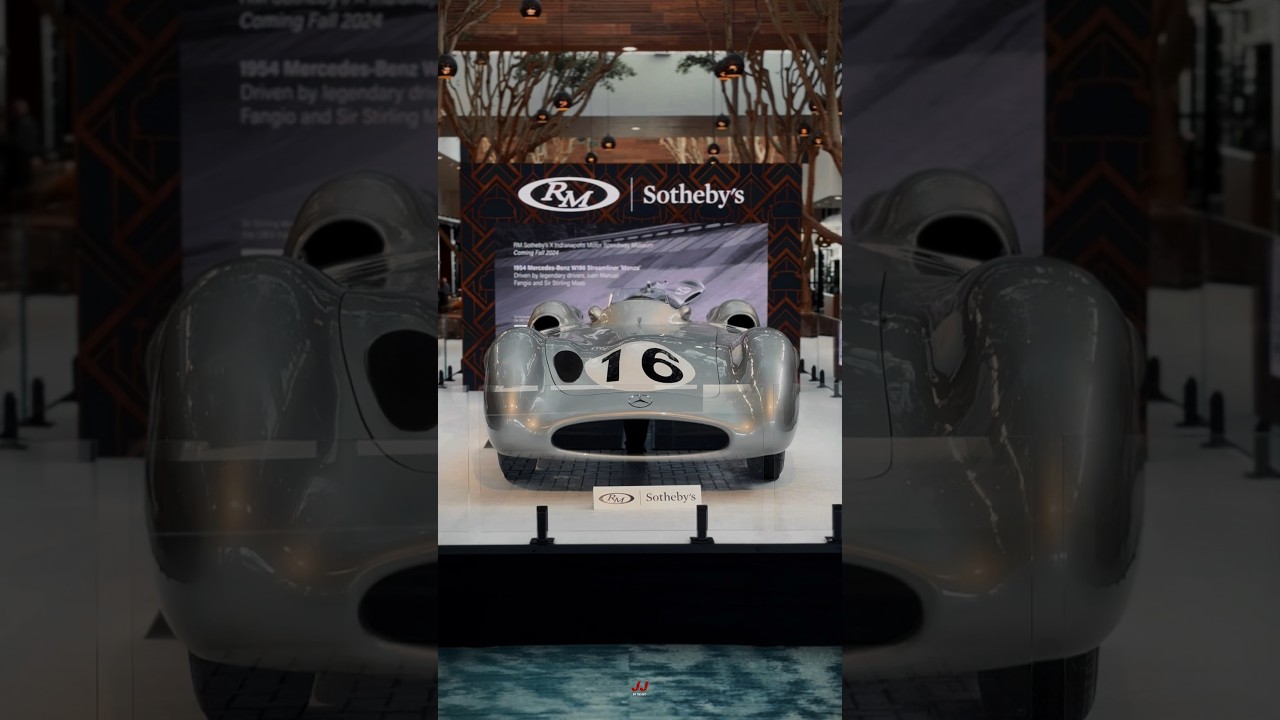 Moss & Fangio’s Mercedes W196 