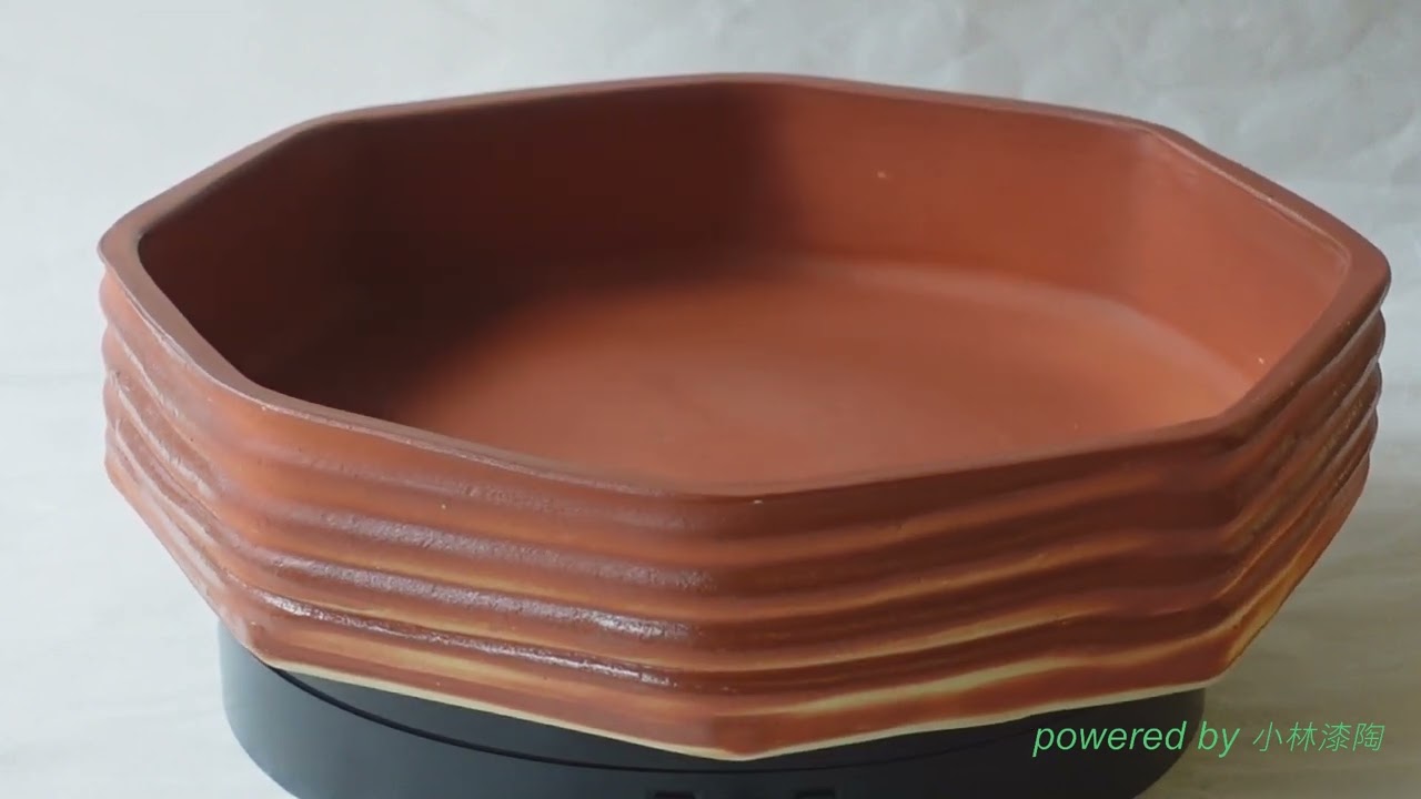 I tried rotating a handmade Shigaraki ware octagonal water basin