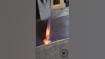 Forging a Spade End Scroll #shorts