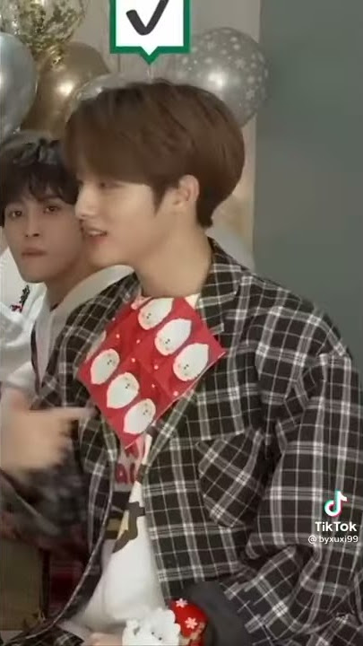 proof all wayv members are whipped for winwin