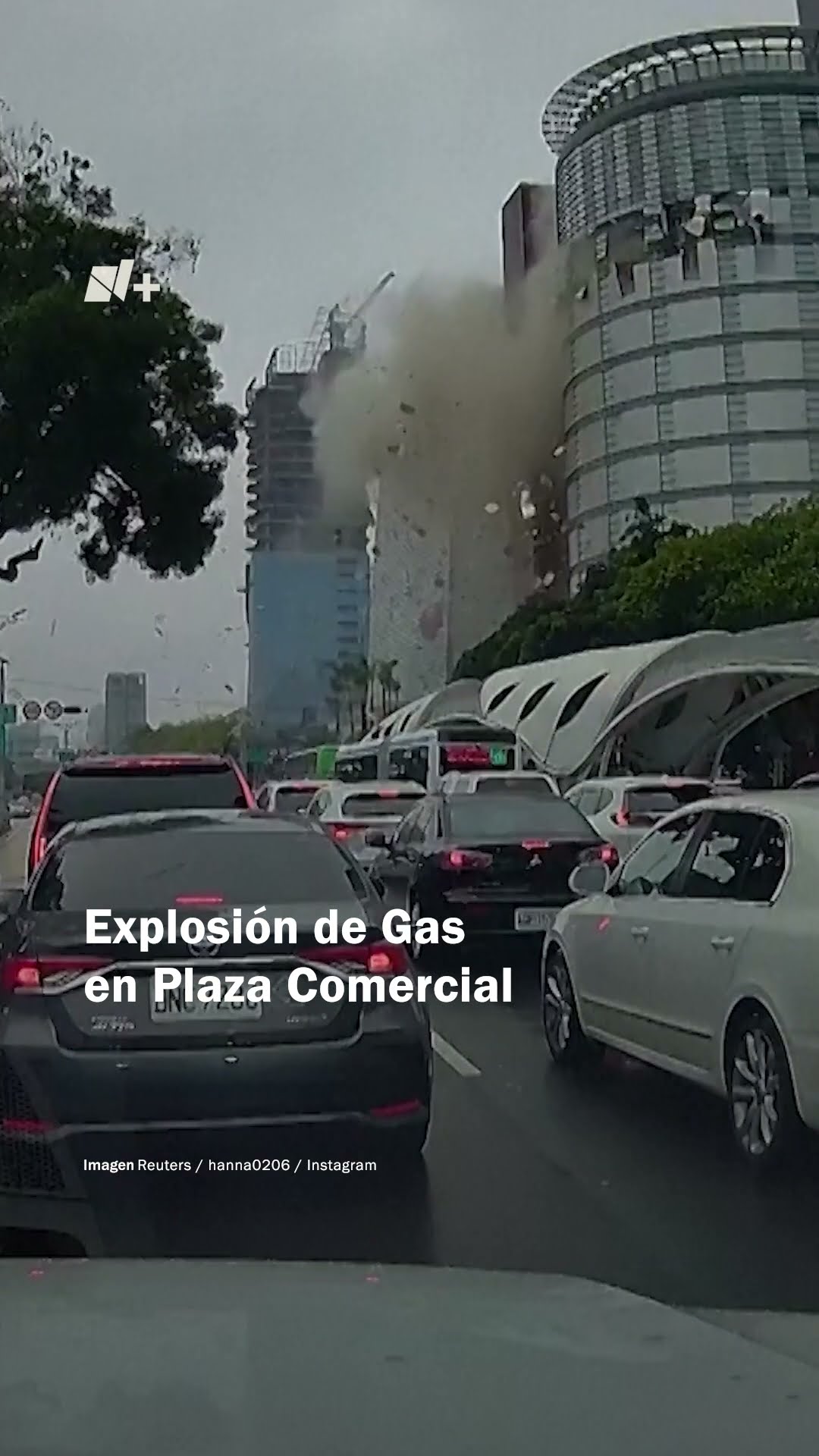 Explosión de gas en plaza comercial - N+ #Shorts