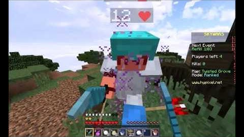 Minecraft Skywars Ep. 2 - FLY HACKER! (Hypixel Skywars)