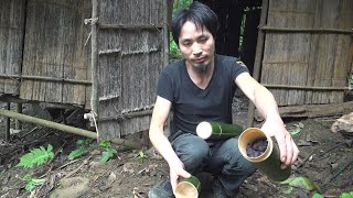 Store dried meat in bamboo tubes - Wilderness Alone - Episode 14