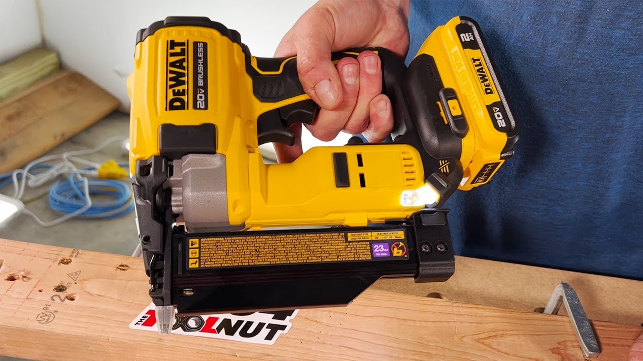 Dewalt (DCN623) Brushless Pin Nailer 23GA with 20volt battery and