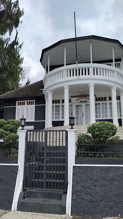 Pesanggrahan  tempat pengasingan Soekarno di Parapat, Sumatera Utara,,1949