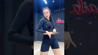 Bước Qua Đời Nhau Remix | Tiktok Dance | Abaila Dance Fitness #tiktokdance #trend