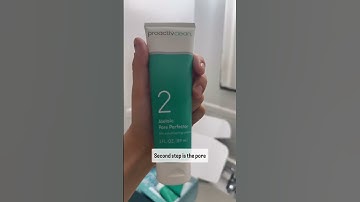 Breakouts don’t stand a chance when your routine is this clean. 🧼✨