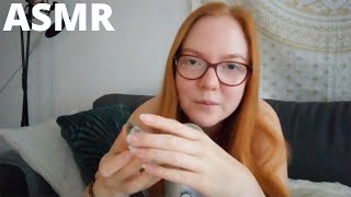 ASMR SUOMI 🌙 TEIDÄN LEMPI TRIGGER SANAT 🌙  Naputtelua & kuiskailua // Tapping & whispers