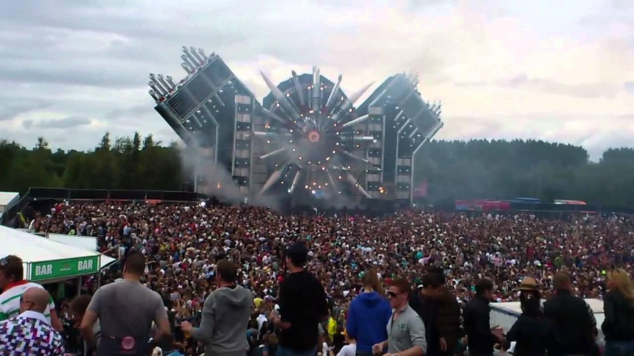 Mysteryland 2011 Q-Dance Stage - YouTube