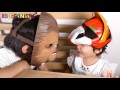 チューバッカマスクに驚く兄妹！ Chewbacca Mask