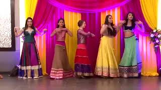 تعلم الرقص الهندي على اغنية هندية روووووووعه لايك و اشتراك في القناة علشان يوصلك كل جديد