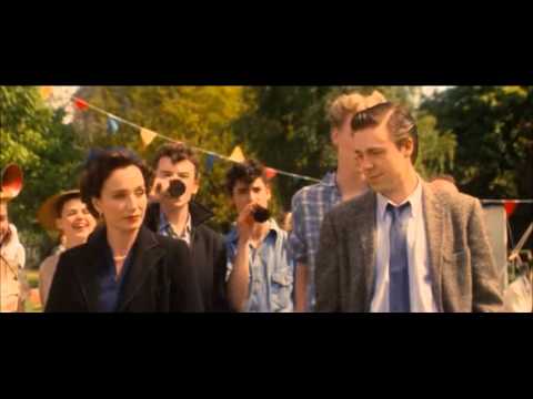 John Lennon Conoce a Paul McCartney  Español Latino John Lennon Conoce a Paul McCartney  Español Latino