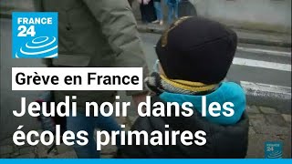 Grève du 13 janvier : vers un jeudi noir dans les écoles françaises • FRANCE 24