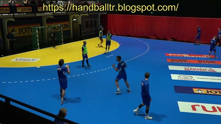 Handball training - offensive moves - Ljubomir Vra...