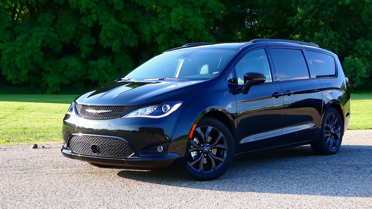 2019 chrysler pacifica minivan