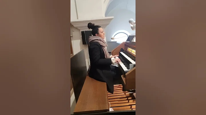 "Kochana Mamo" - Izabella Zach (pie pogrzebowa)