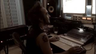 In the Studio with Violution