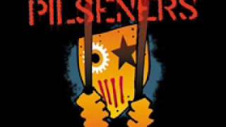 Video thumbnail of "Pilseners - Tenim Un Nom"