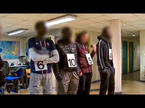 Racket au lycée, bande organisée et téléphones portables