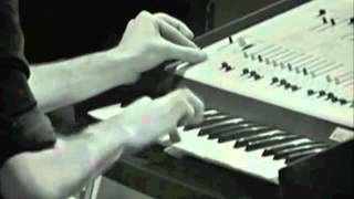 Synth solo - Patrizio Fariselli (Area 1977) chords