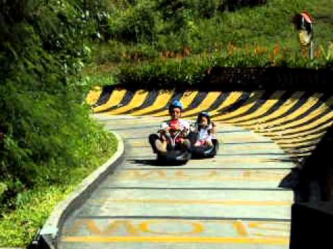 Kee Oon, Say Siong and Daddy on Luge @ Sentosa