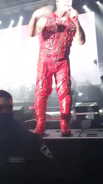 Lindemann vs security guard [Live in Israel 1/1/2022]