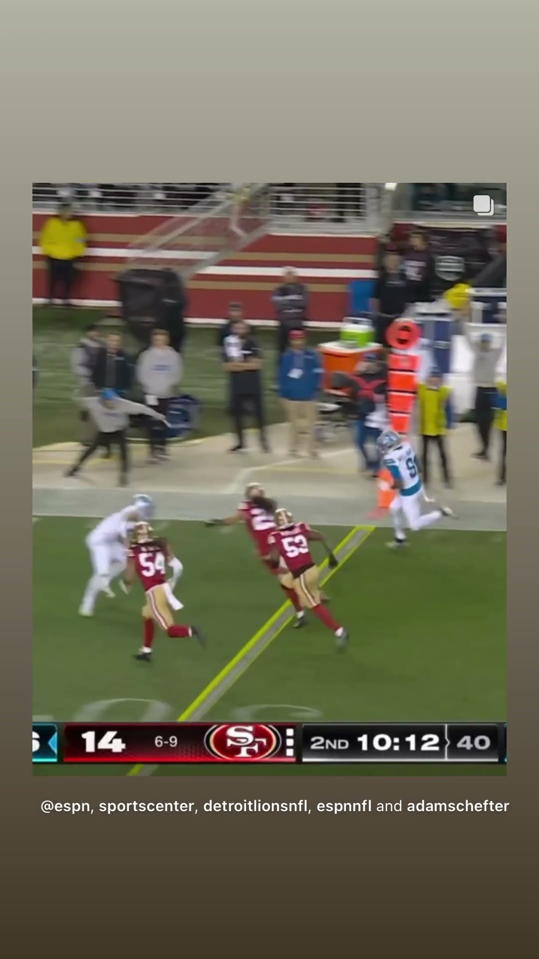 Down the sideline #hoodnews #detroitlions #jamesonwilliams #49ers #touchdown #omg #how #football