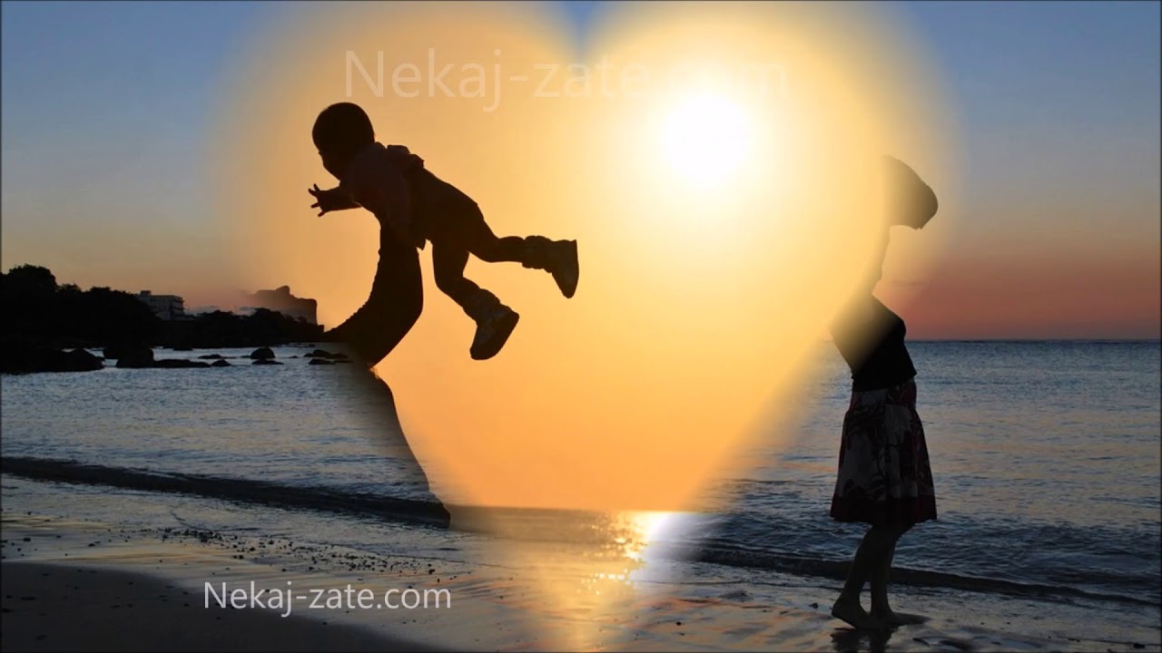 Mamica je kakor zarja ~ Slovenska narodna pesem