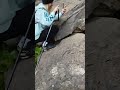 Купання під Говерлою на водоспаді карпати гори Mountain Купання під Говерлою на водоспаді карпати гори Mountain