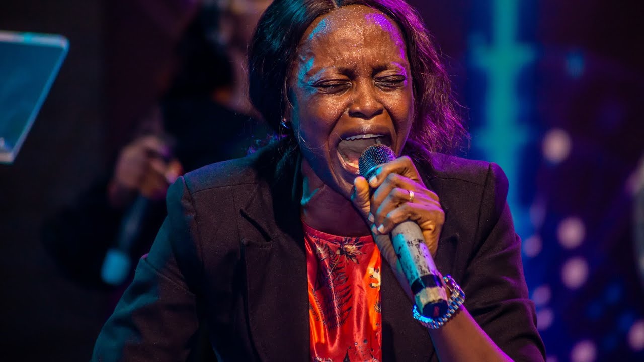 Deep Worship session with Etoro Afahakan @ Face to Face encounter.