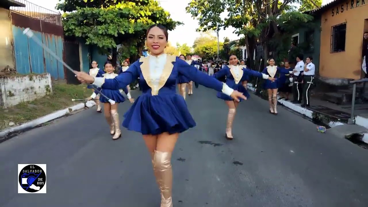 BANDA MUNICIPAL DE SACACOYO en Desfile del Comercio Lourdes 2026, Colón, La Libertad.
