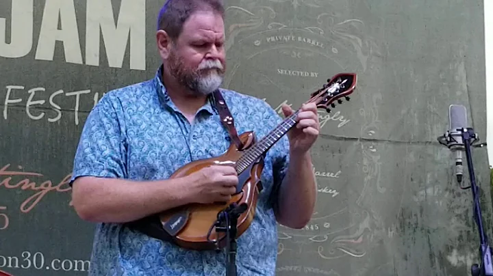 Katy Hill / Stuart Duncan with the Rickey Wasson B...