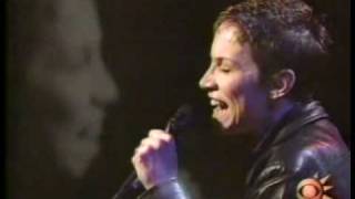 Annie Lennox WAITING IN VAIN (acoustic TV performance)