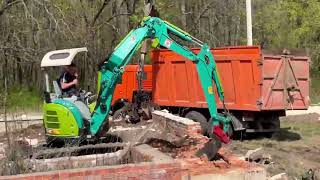Демонтаж старого фундамента