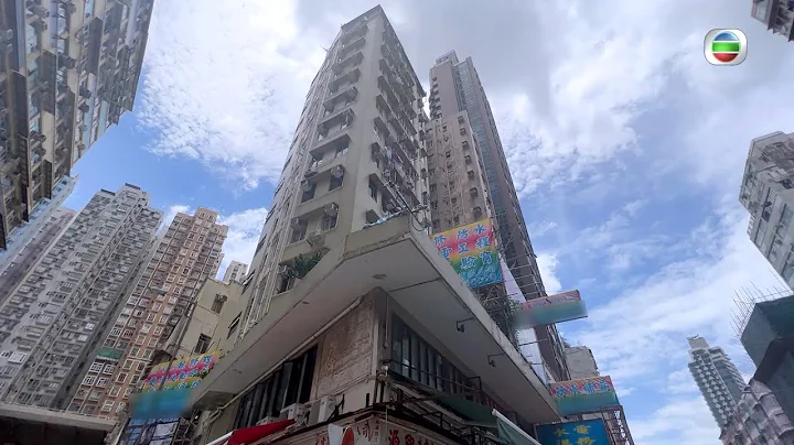 東張西望｜拆牆封地｜亂改喉管｜大廈後巷被大興土木烏煙瘴氣｜業主群火拚入侵惡人 - 天天要聞