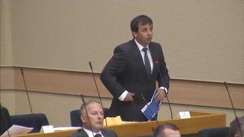 Izađite iz vila i limuzina pogledajte kako živi narod i sirotinja