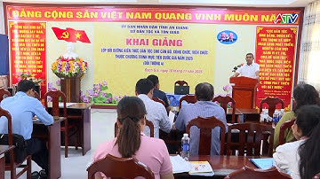 Khai giảng lớp bồi dưỡng kiến thức dân tộc cho cán bộ, công chức, viên chức đối tượng 4