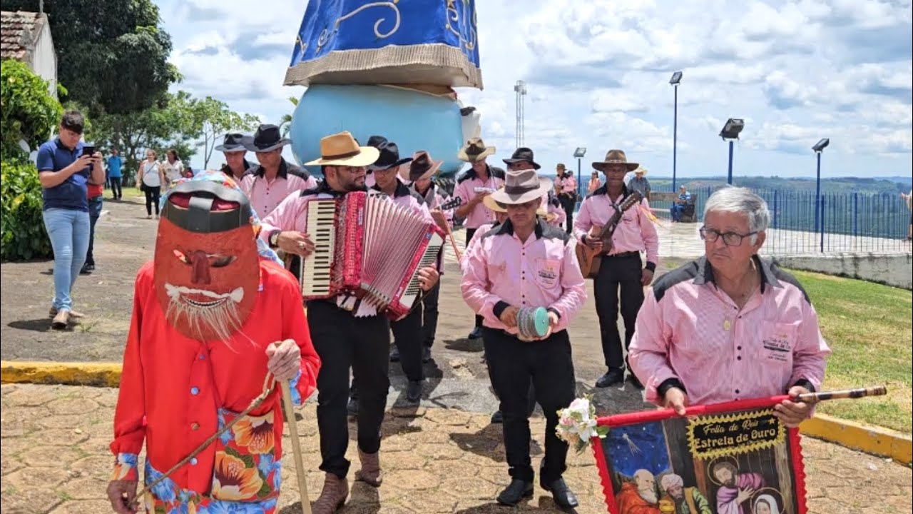 Folia de Reis Estrela de Ouro de Itapecerica-MG, 26/01/2025 - Saudando Nossa Senhora Aparecida.