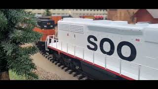 SOOLINE SD40-2'S & Milwaukee Road GP38-2 G scale Run
