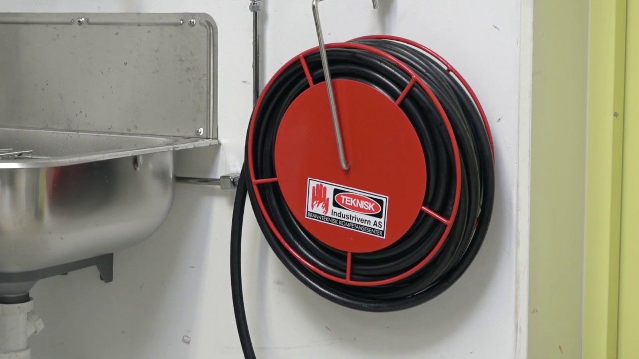 Teknisk Industrivern AS How to use a domestic fire hose YouTube