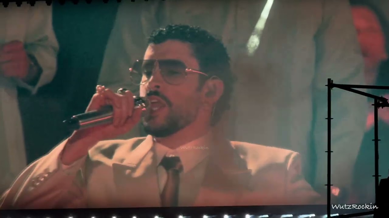 Bad Bunny “PIToRRO DE COCO”  (Live/En Vivo) 10 Diciembre 2025 CDMX  Estadio GNP Mexico City