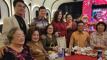 Đón Chú NSND Minh Vương Đi Dự Giỗ Tổ Sân Khấu Cùng Chú NSƯT Bảo Quốc Cs Quỳnh Như Kiều Oanh