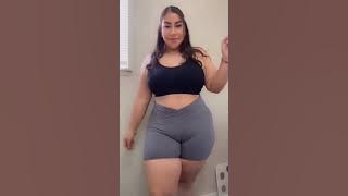 Montok #shorts #goyang #goyanghot #tante #gemoy #bigbob #bbw #tante #fifawirldcup2022 #viral #india