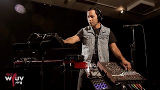 Pachyman - "Switched-On" (Live at WFUV)