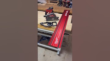 Milwaukee Plunge Track Saw 🚨#holidayswithshorts #woodworking #milwaukeetools #tools #carpenter